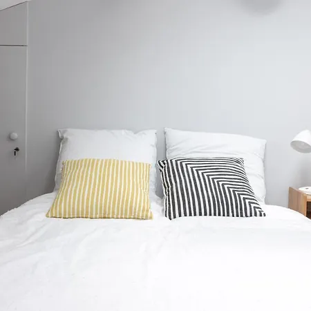 Sous Les Toits 5 Min Du Palais A Pied Apartment Cannes